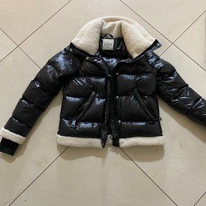 SAM. New York down jacket black with white fur